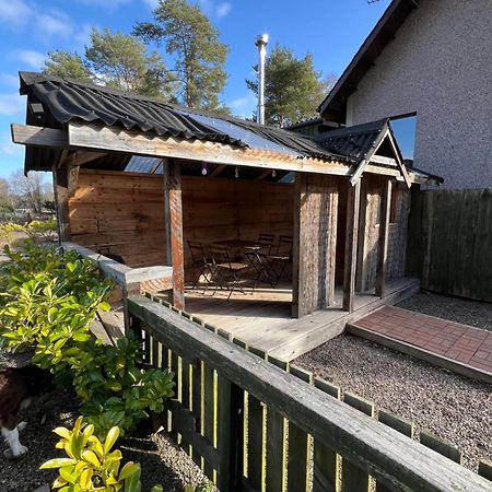 Birchwood Cottage Tore Екстериор снимка