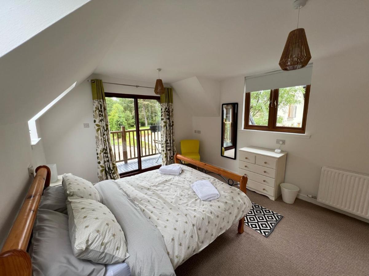 Birchwood Cottage Tore Екстериор снимка